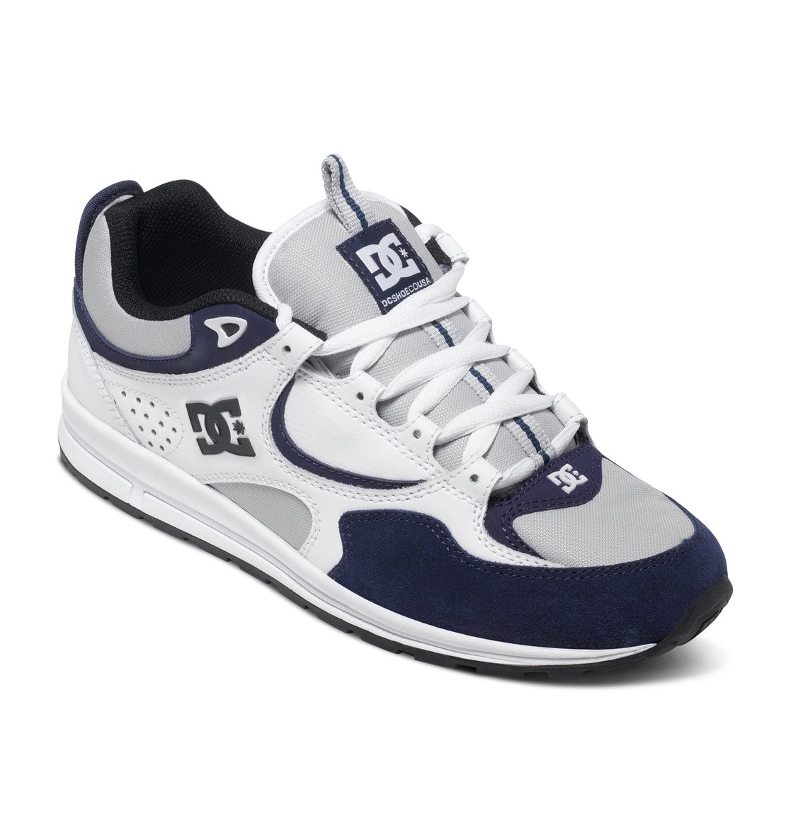 Jabong shoes for boys India’s Best Online Shopping Mobile App for Fashion With the free Jabong mobile app, you can now shop anywhere and everywhere in India. Download it and let it be a one stop for all your online fashion and lifestyle shopping in India.