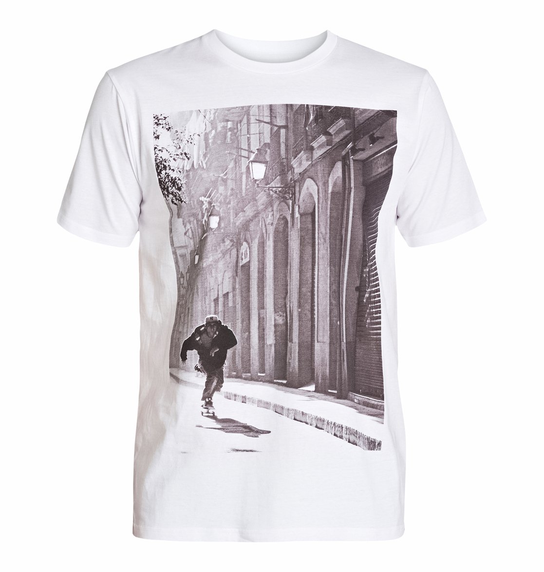 Pushing Anthony Short Sleeve - Dcshoes������� �������� � ����������� ������� Pushing Anthony SS �� DC Shoes - ������� �� ��������� ����� 2015. ��������������: ����������� ����, ������� ���������� ��������� ������� Softhand Ink, ����� �� �����.<br>