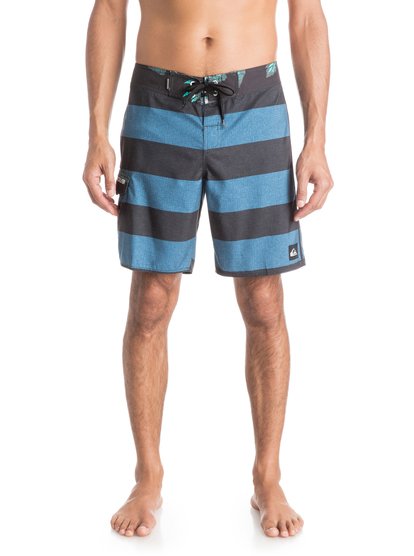 Mens Everyday Brigg 18 Boardshorts Mens Everyday Brigg 18 BoardshortsМужские бордшорты REPREVE® Everyday Brigg 18 от Quiksilver.ХАРАКТЕРИСТИКИ: линейка V-Waist, технологичный материал REPREVE™ из переработанной синтетики сертифицированного происхождения, длина бокового шва – 45,7 см (18), короткая ширинка со вставкой из лайкры и плоской шнуровкой.СОСТАВ: 100% переработанный полиэстер REPREVE®.<br>