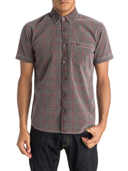 Prelock Short Sleeve Shirt Prelock Short Sleeve ShirtМужская рубашка с коротким рукавом Prelock от Quiksilver.ХАРАКТЕРИСТИКИ: короткие рукава, хлопчатобумажная саржа, узкий крой, в клетку.СОСТАВ: 100% хлопок.<br>