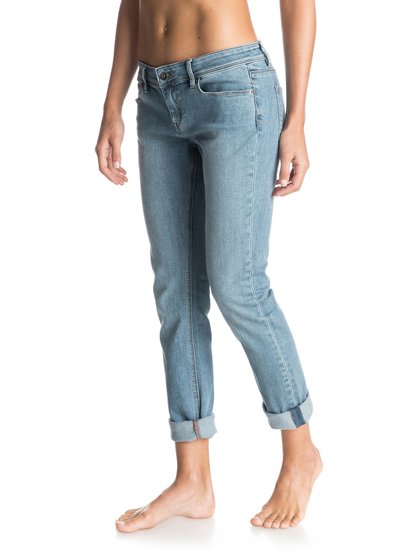 Womens Suntrippers Vintage Wash M Skinny Jeans Womens Suntrippers Vintage Wash M Skinny JeansЖенские джинсы Suntrippers Vintage Wash M от ROXY.ХАРАКТЕРИСТИКИ: легкий материал плотностью 283,5 г/кв. м, классический винтажный синий цвет, кожаная квадратная нашивка ROXY на правом заднем кармане, облегающий крой.СОСТАВ: 98% хлопок, 2% эластан.<br>